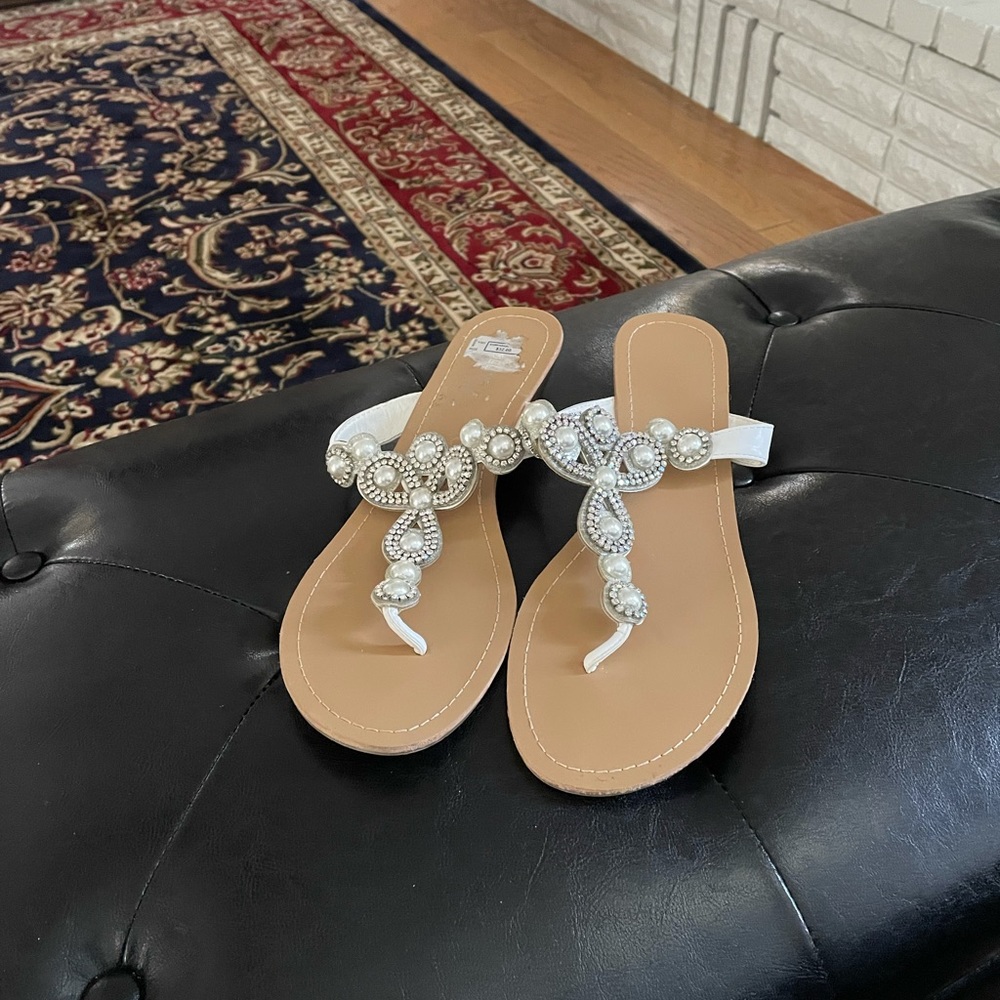 Women’s sandals